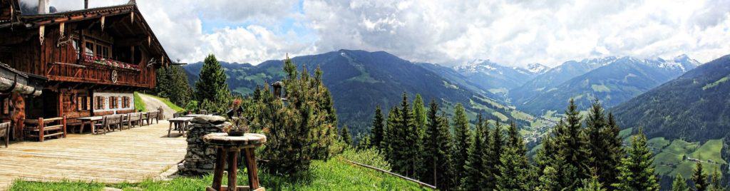 kaminwurzn auf der wanderung genießen